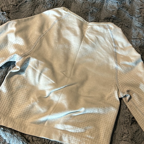 Gymshark workout long sleeve crop. - Picture 5 of 5